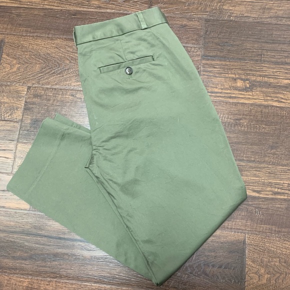 Banana Republic Avery Straight Fit Sateen Pants - Picture 3 of 7